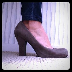 Grey suede Jeffrey Campbell hidden platform heels